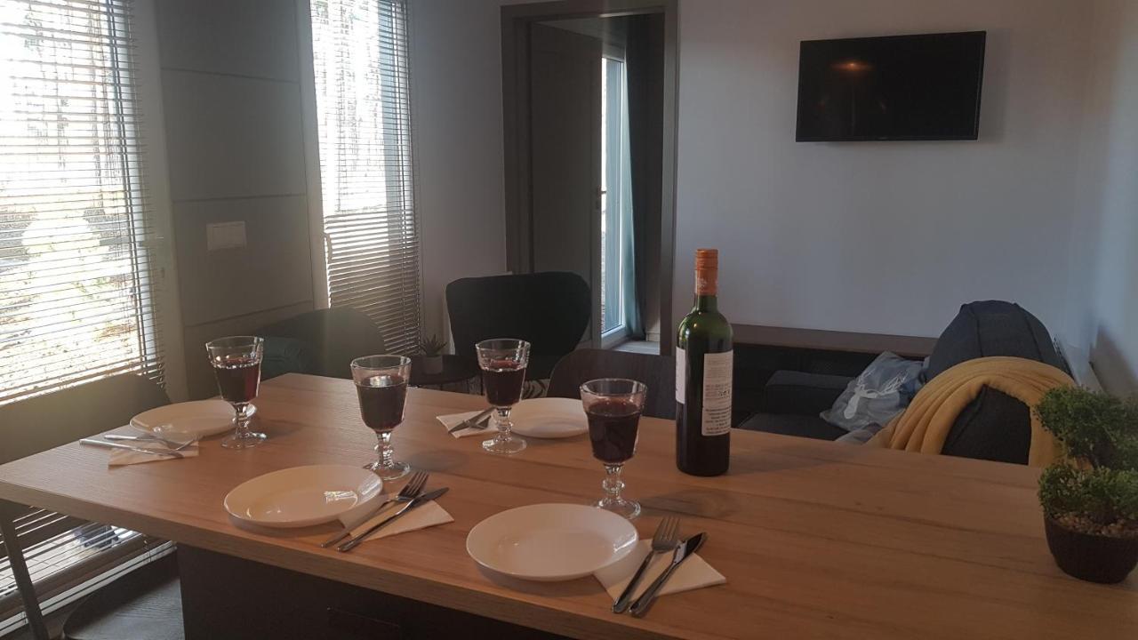 Jh1 M&m Apartment Altanka
